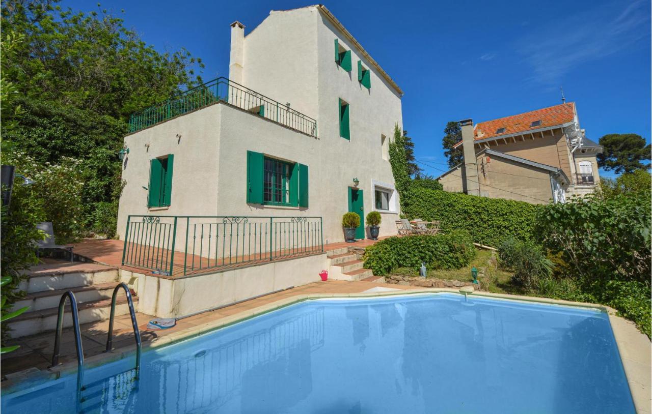 Cozy Home In Sete With Outdoor Swimming Pool エクステリア 写真