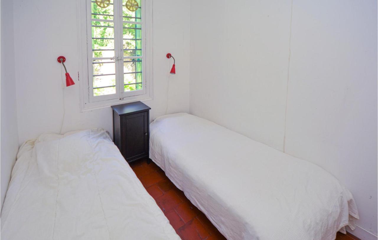 Cozy Home In Sete With Outdoor Swimming Pool エクステリア 写真