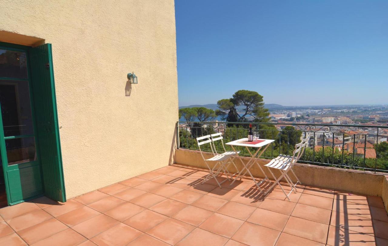 Cozy Home In Sete With Outdoor Swimming Pool エクステリア 写真