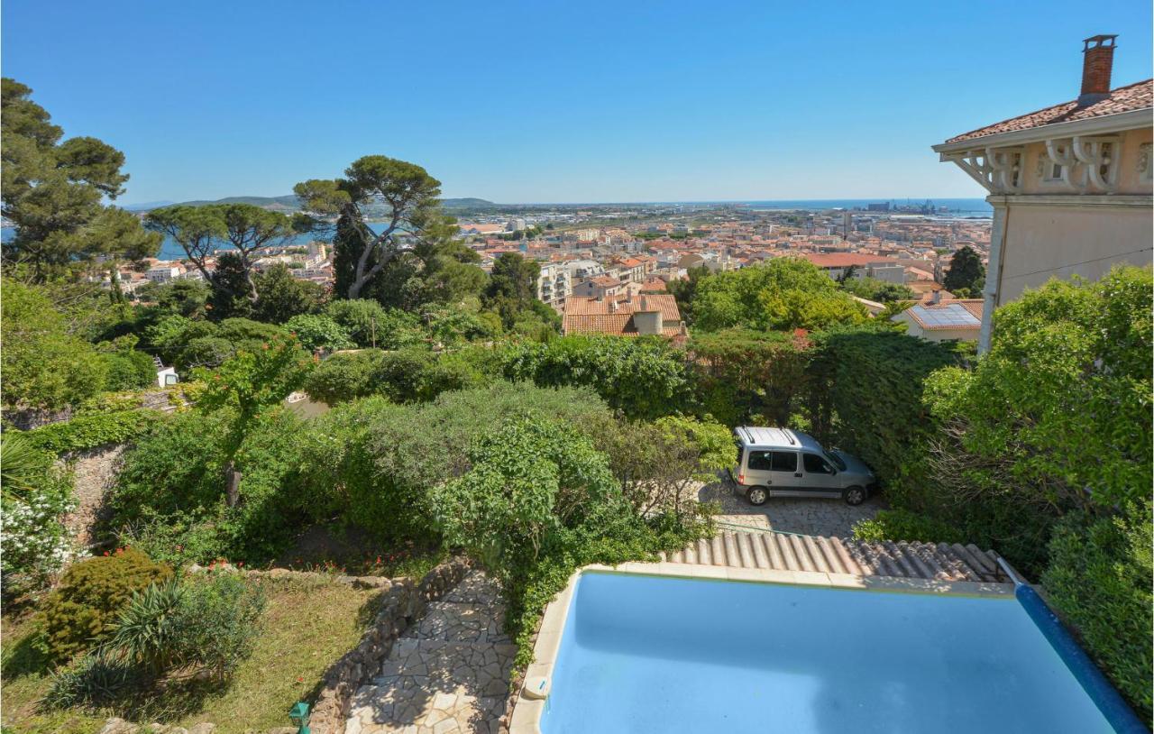 Cozy Home In Sete With Outdoor Swimming Pool エクステリア 写真