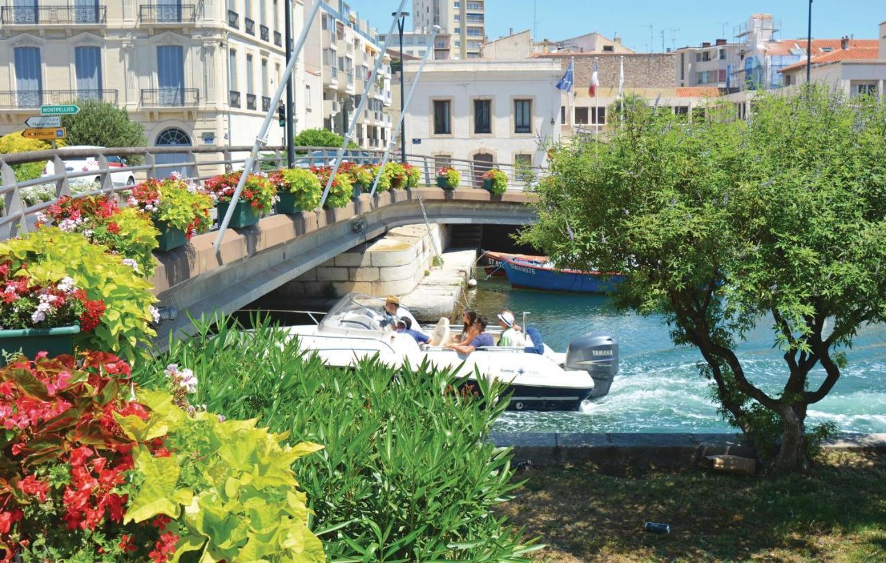 Cozy Home In Sete With Outdoor Swimming Pool エクステリア 写真